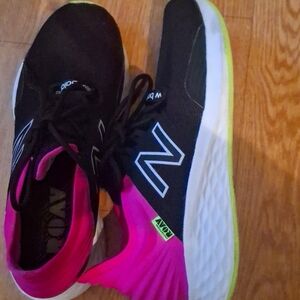 ROAV New Balance